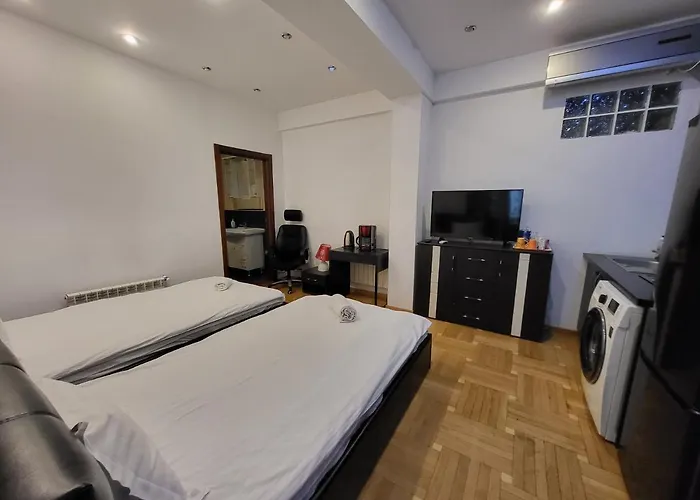 Monza National Arena Mega Mall Ap Apartman Bukarest